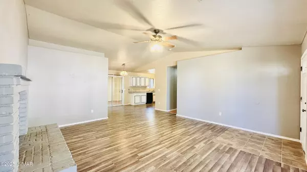 Show Low, AZ 85901,635 N 6Th Avenue
