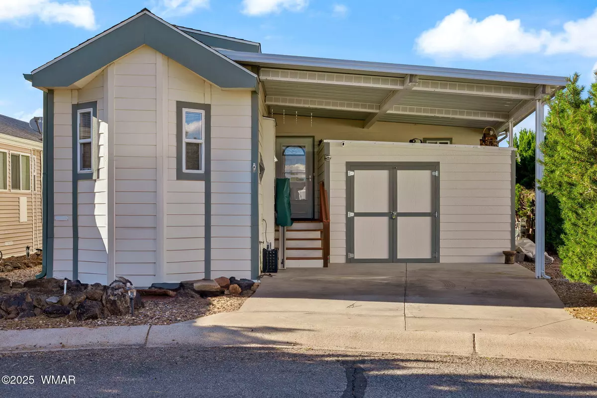 Show Low, AZ 85901,8220 Lake Front Drive