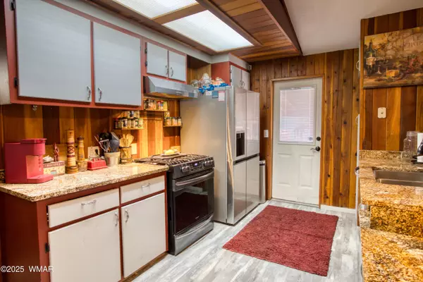 Lakeside, AZ 85929,1446 W Apache Lane