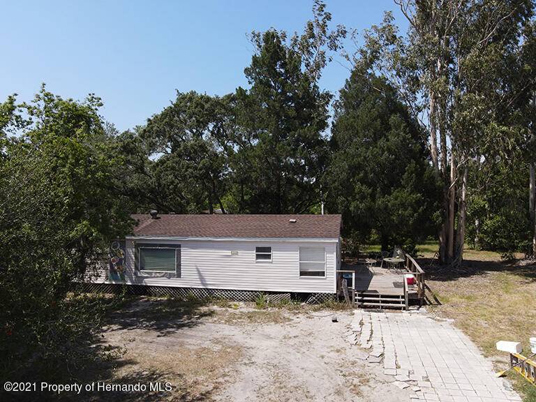 16625 Laura Lee Drive, Spring Hill(pasco), FL 34610