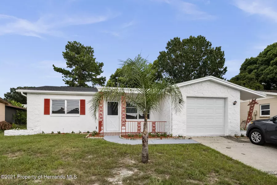 9316 Whitman Lane, Port Richey, FL 34668