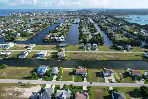 Hernando Beach, FL 34607,4001 Bluefish Drive