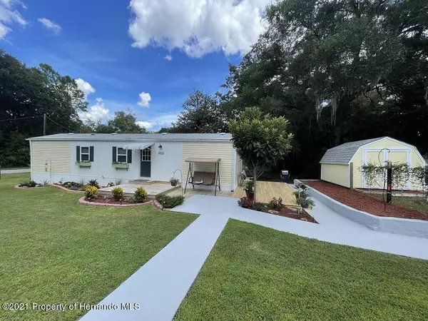 6649 S Withlapopka Drive, Floral City, FL 34436