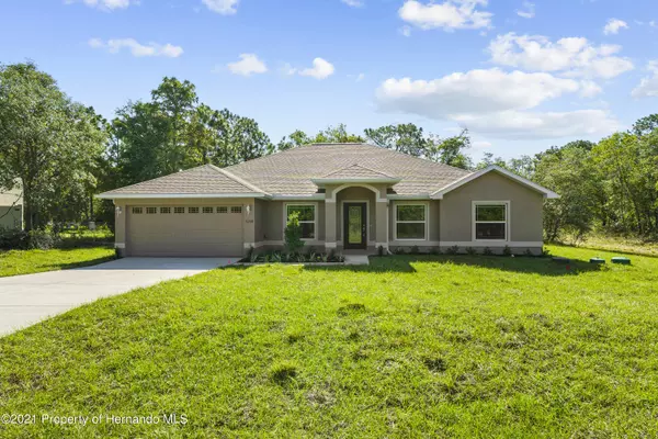 12524 Mountain Dove Road, Weeki Wachee, FL 34614