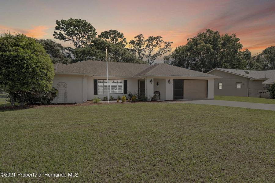 2024 Haulover Avenue, Spring Hill, FL 34608