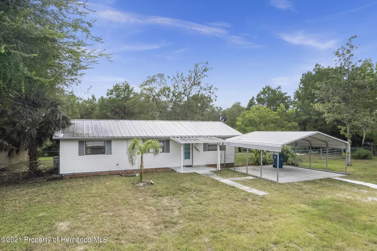 Weeki Wachee, FL 34613,7997 Folkstone Street