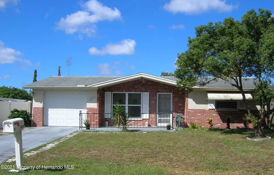 10819 Maplewood Avenue, Port Richey, FL 34668