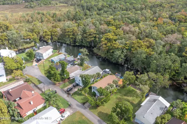 Weeki Wachee, FL 34607,7310 Sunfish Circle