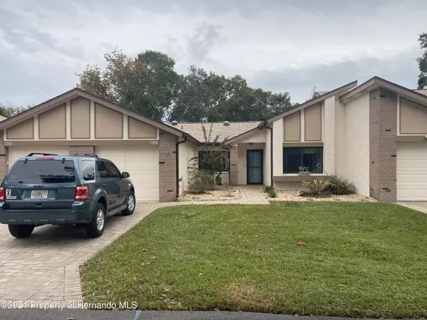 7290 Loch Ness, Weeki Wachee, FL 34613