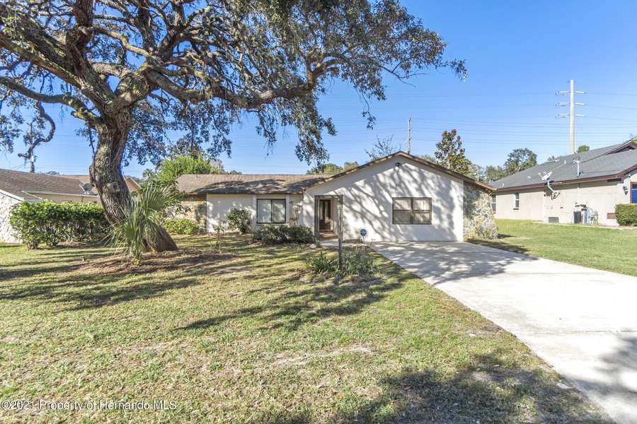 1591 Larkin Road, Spring Hill, FL 34608