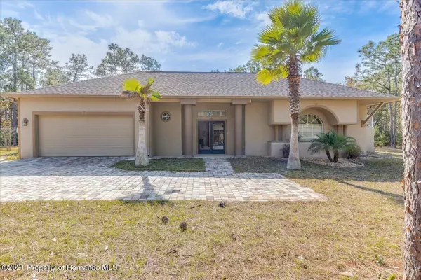 8980 Michigan Avenue, Weeki Wachee, FL 34613