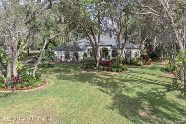 10455 Woodland Waters Boulevard, Weeki Wachee, FL 34613