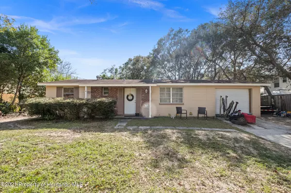 8254 Norbert Street, Spring Hill, FL 34606