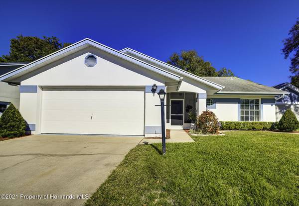 13135 Topflite Court, Hudson, FL 34669