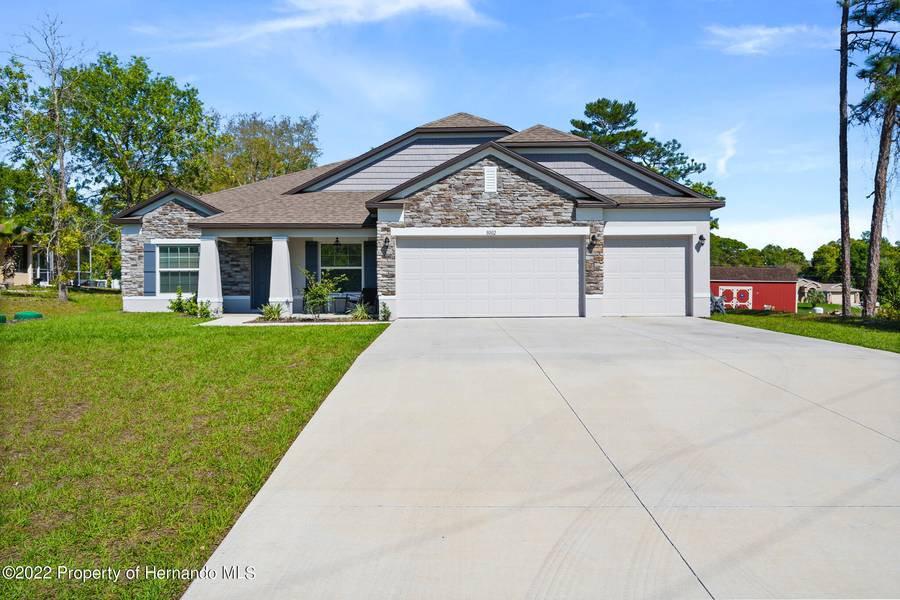 8002 Nightwalker Road, Weeki Wachee, FL 34613