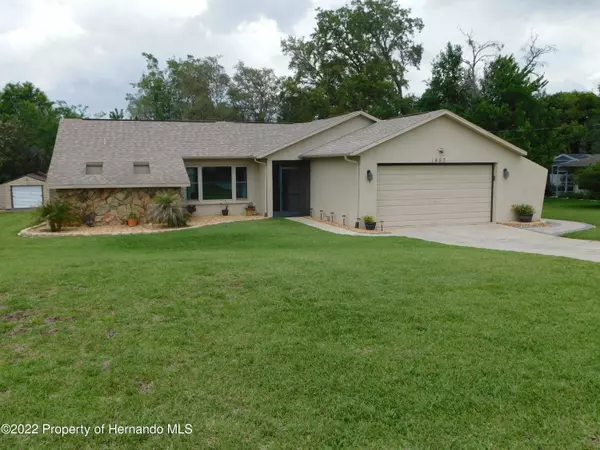 1453 Fayetteville Drive, Spring Hill, FL 34609