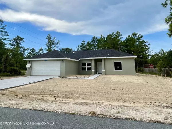 18020 Macassar Road, Weeki Wachee, FL 34614