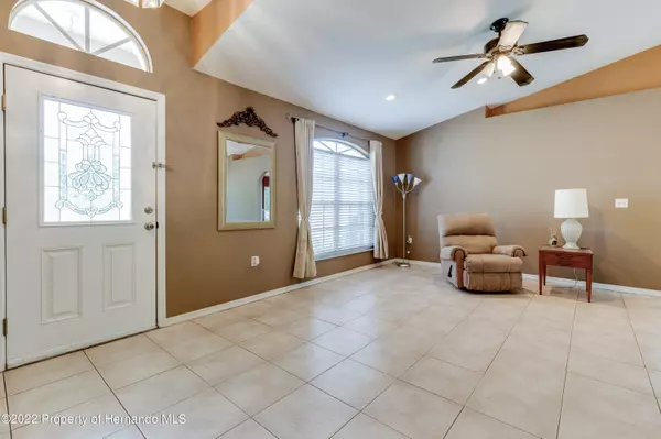 Weeki Wachee, FL 34613,10448 Canary Avenue