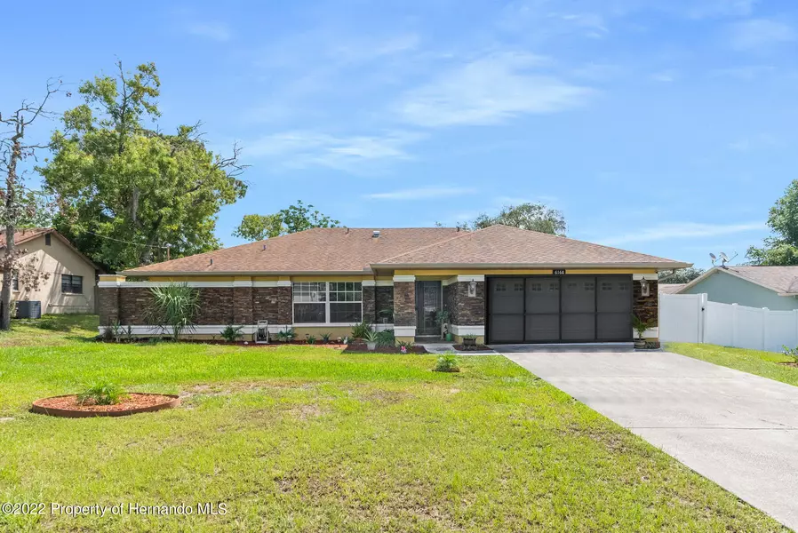 6168 Kinlock Avenue, Spring Hill, FL 34608