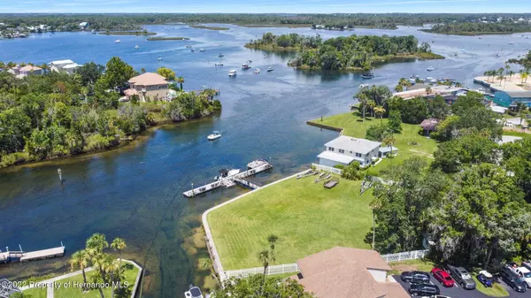 Crystal River, FL 34429,SE Paradise Circle