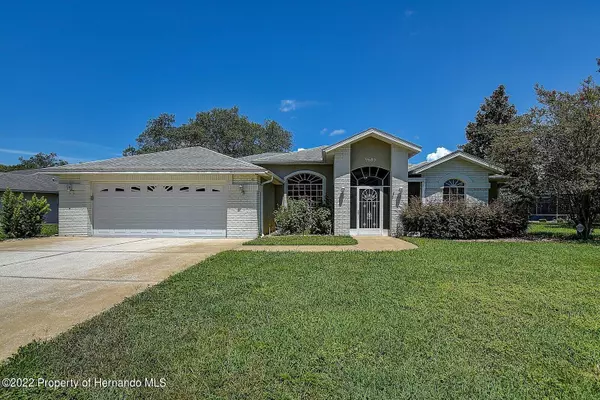 9685 Southern Belle, Weeki Wachee, FL 34613