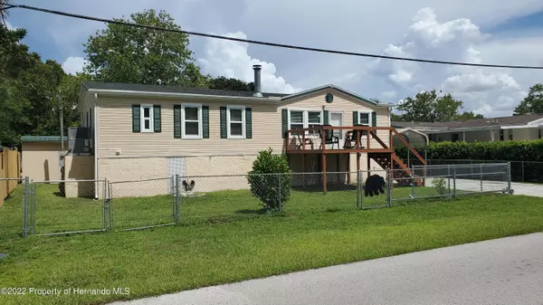 Weeki Wachee, FL 34607,6348 Bear Trail