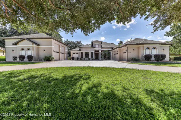 10126 Breezy Pines Court, Weeki Wachee, FL 34613