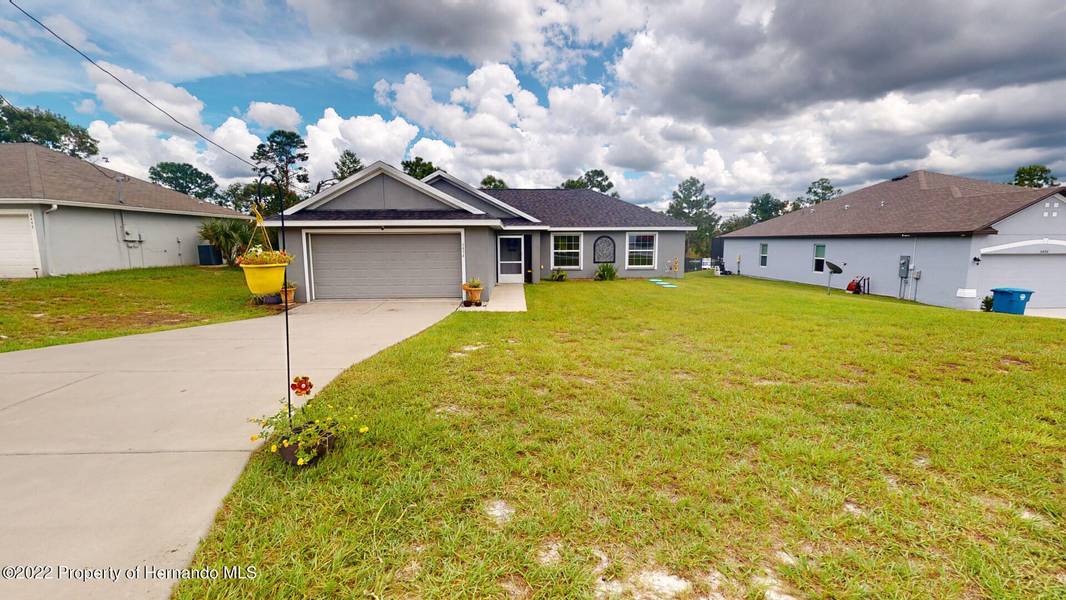 6434 Grapewood Road, Spring Hill, FL 34609