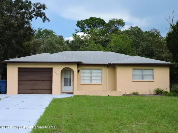 3304 Parlow Avenue, Spring Hill, FL 34606