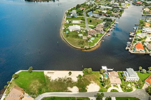 Hernando Beach, FL 34607,3387 Gulf Winds Circle