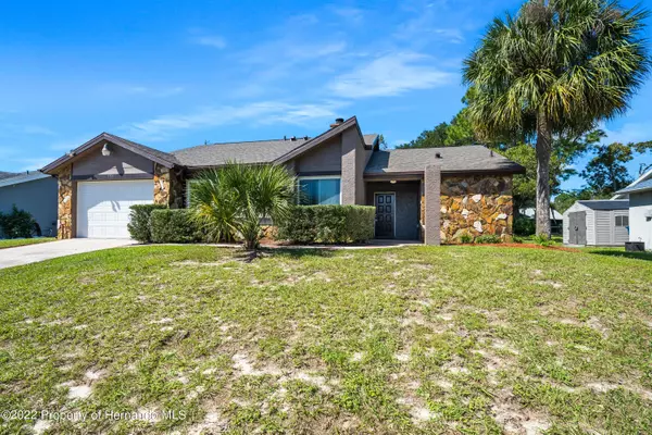 7755 St Andrews, Weeki Wachee, FL 34613