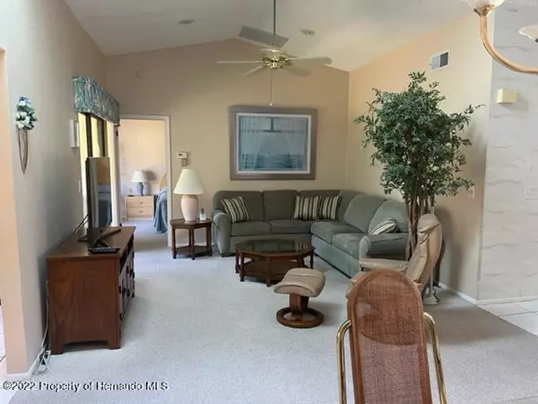 Weeki Wachee, FL 34613,8032 Picketts Court