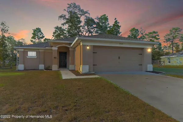 12325 Lark Sparrow Road, Weeki Wachee, FL 34614