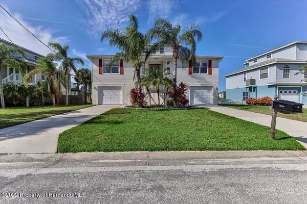 Hernando Beach, FL 34607,3241 Spanish Bayonet Drive