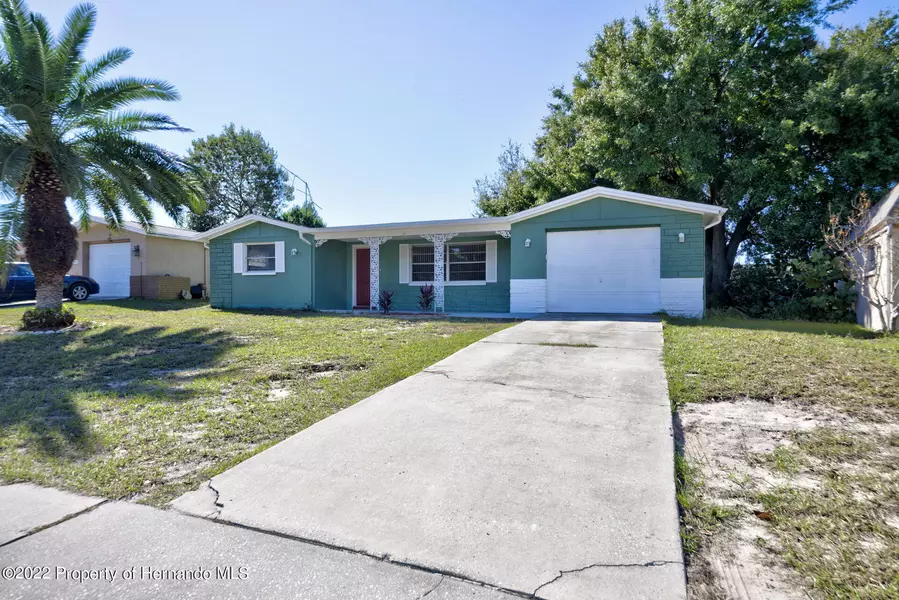 5251 Idlewild Street, New Port Richey, FL 34653