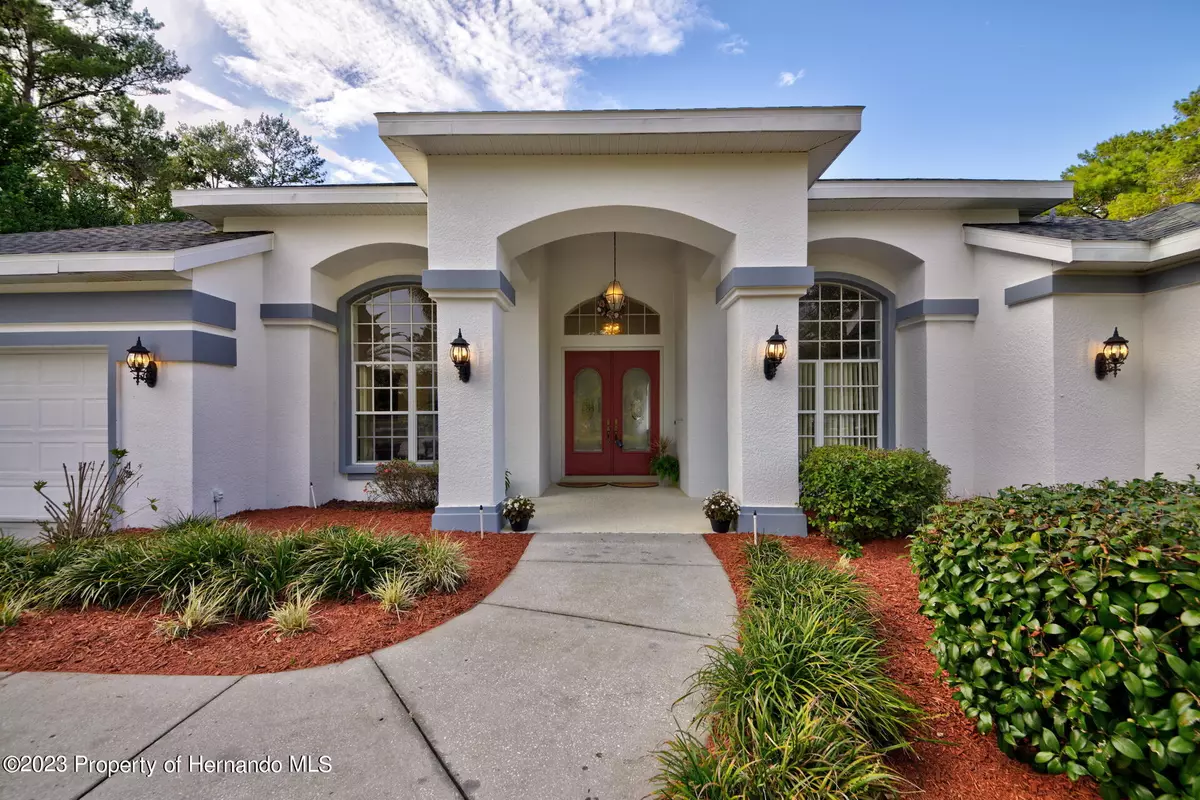 Weeki Wachee, FL 34613,9489 Bearfoot Trail