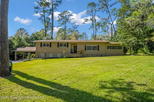 1032 Mildred Avenue, Brooksville, FL 34601