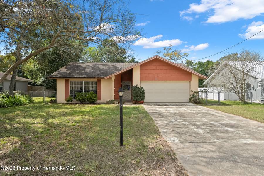 2081 Carson Avenue, Spring Hill, FL 34608