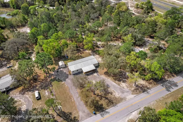 7876 Ridge Road, Weeki Wachee, FL 34613