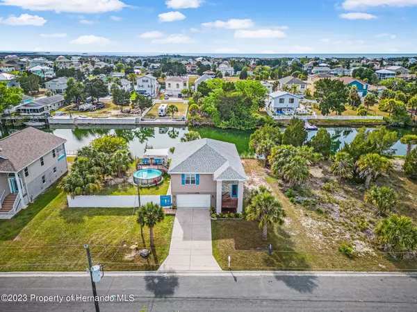 3227 Rose Arbor Drive, Hernando Beach, FL 34607