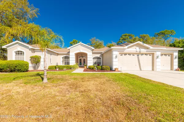 10405 Palmwood Place, Weeki Wachee, FL 34613