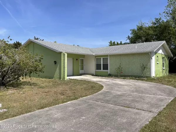 9299 Carthage Road, Spring Hill, FL 34608