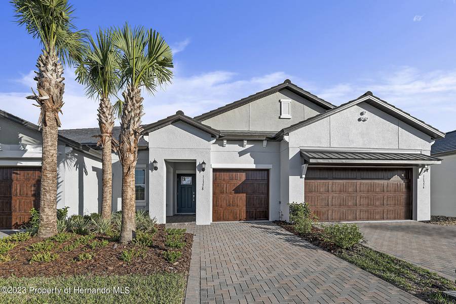 16847 FORGE SURF Street, Land O' Lakes, FL 34638