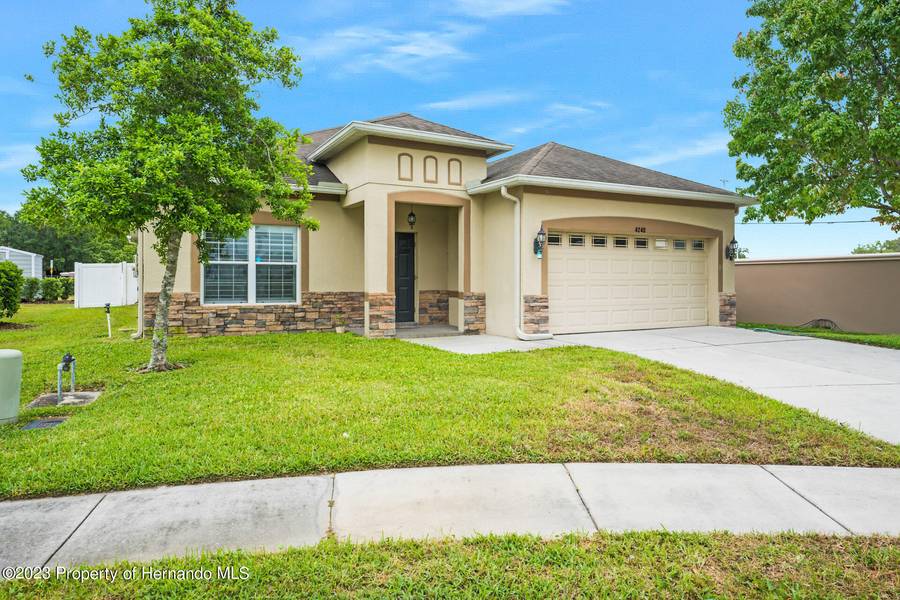 4240 Hawksley Place, Wesley Chapel, FL 33545