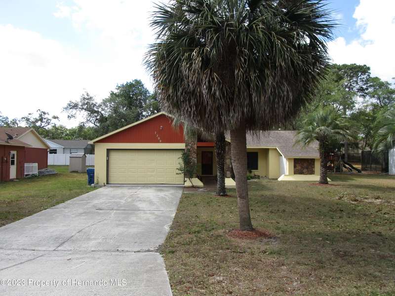 7399 Philatelic Drive, Spring Hill, FL 34606