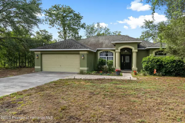 12398 Prairie Falcon Road, Brooksville, FL 34614