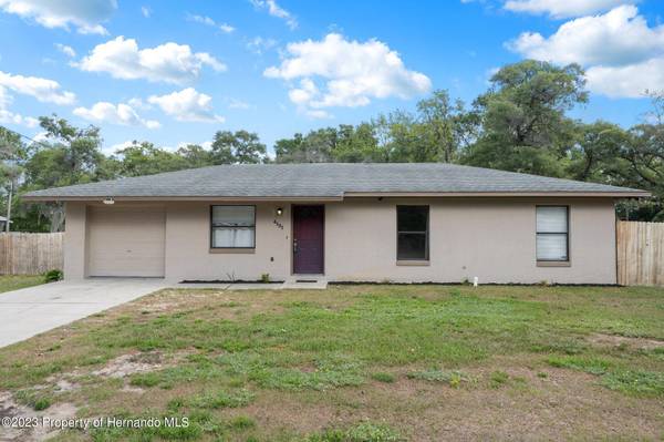 4121 N Holiday Drive, Crystal River, FL 34428