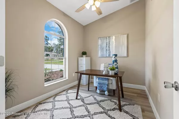 Weeki Wachee, FL 34613,9618 Bearfoot Trail