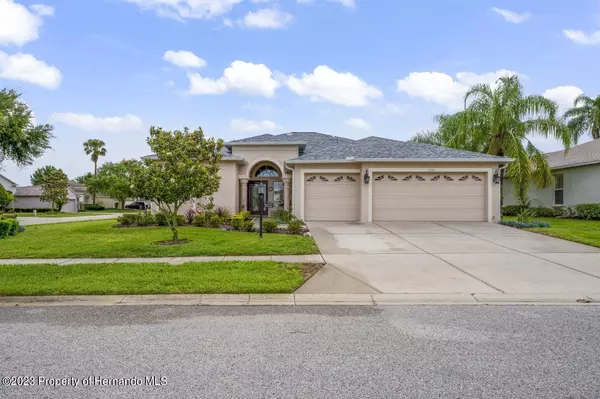 11226 PEBBLE GLEN Way, Hudson, FL 34667