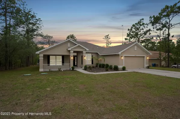 16269 Little Big Horn Road, Weeki Wachee, FL 34614